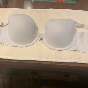 Gently worn Warner 38C bra. White